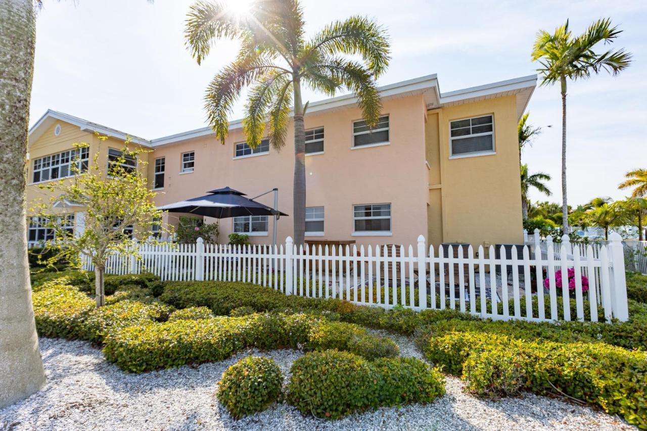 Apartment Premier 2bd Waterfront Barefoot Beach Clearwater Beach