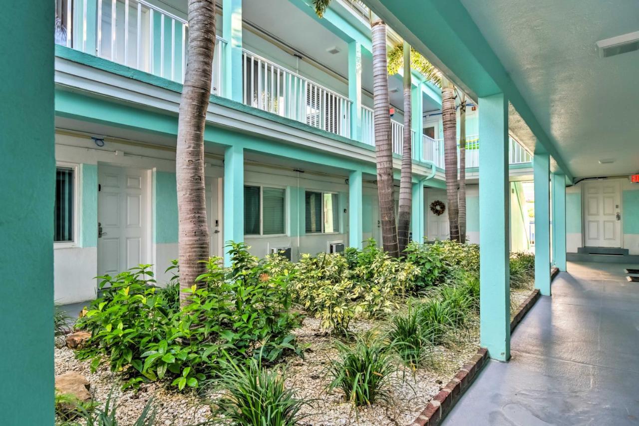 Bright Gulf Coast Escape - 8 Mi To Johns Pass! *