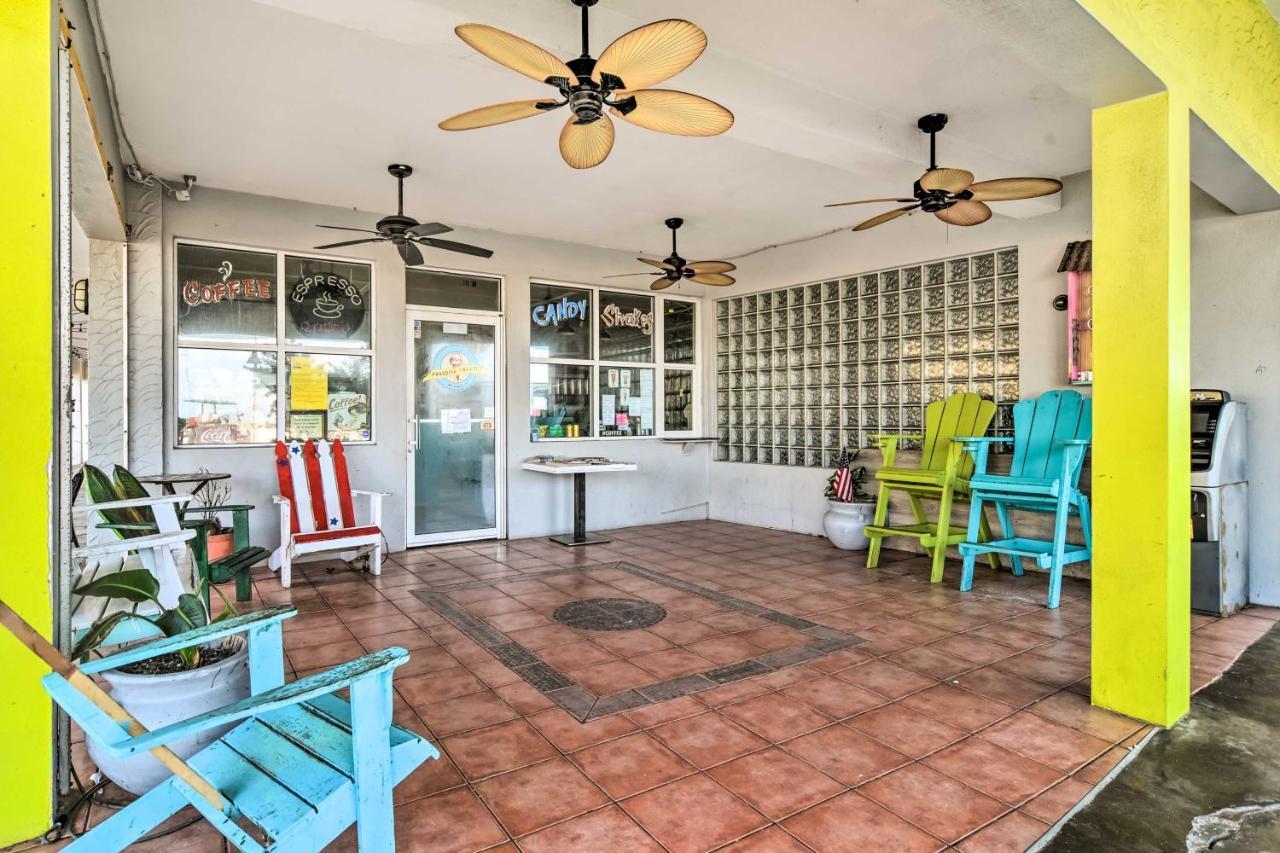 Bright Gulf Coast Escape - 8 Mi To Johns Pass! * St. Pete Beach