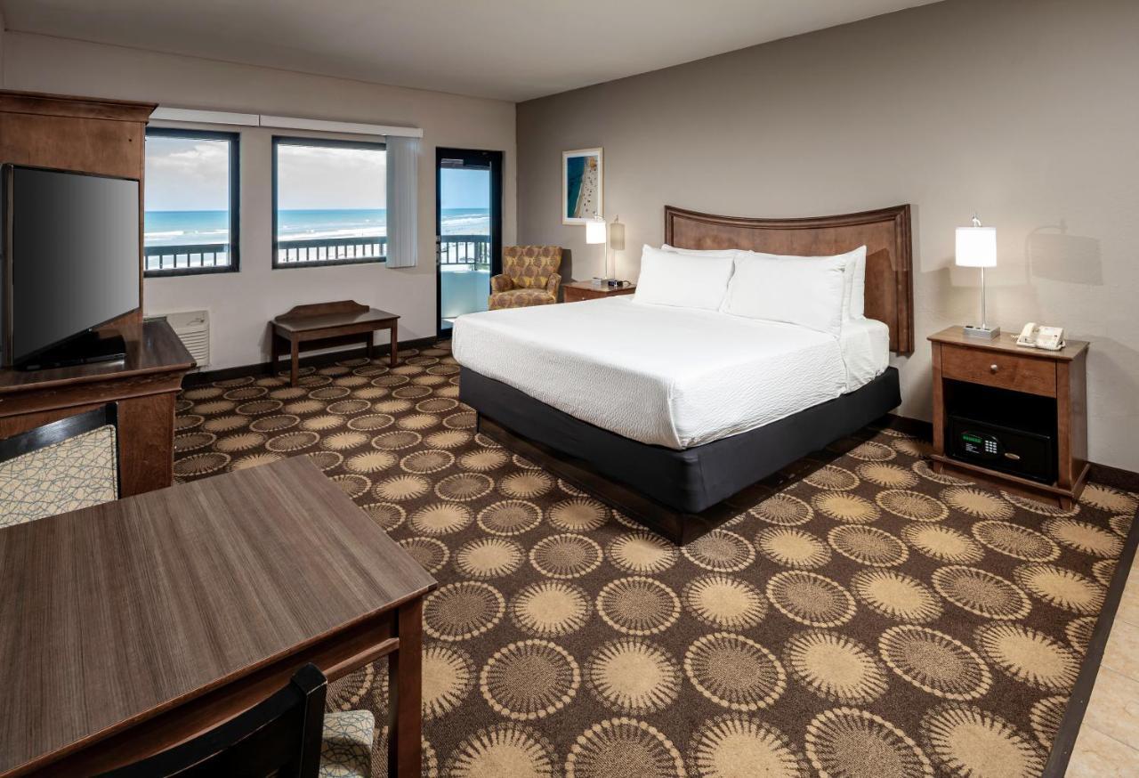 Western New Smyrna & Hotel