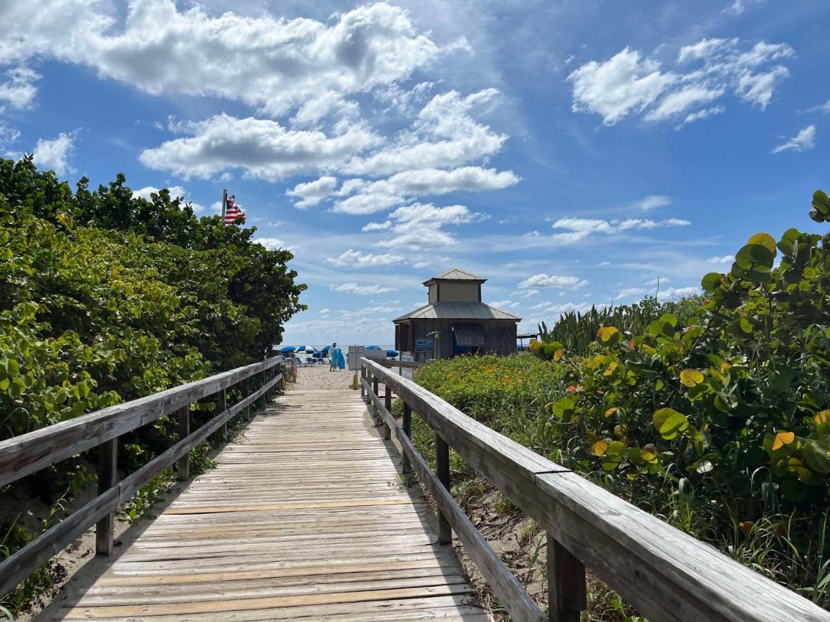 Palm Shores And Vacation Palm Beach Shores
