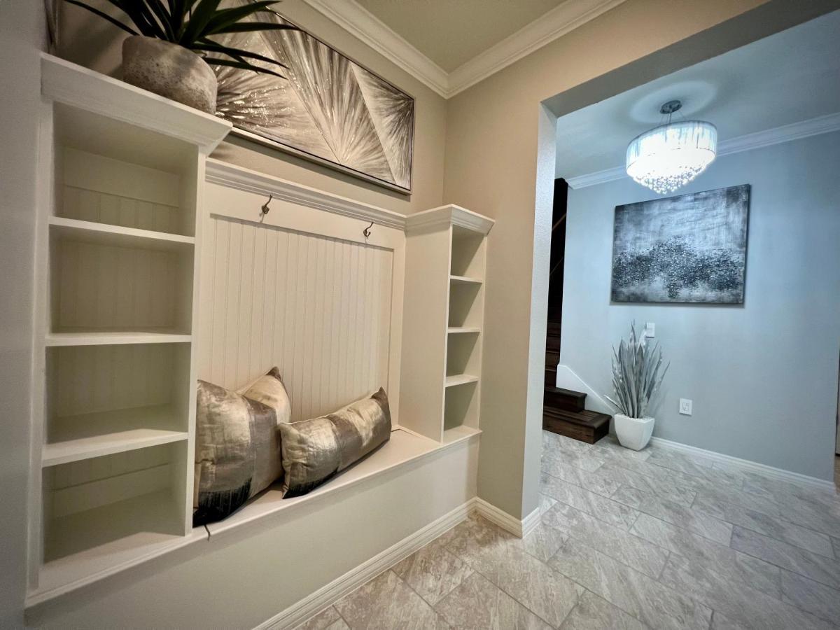 Spectacular! Disney/universal Themed Holiday home