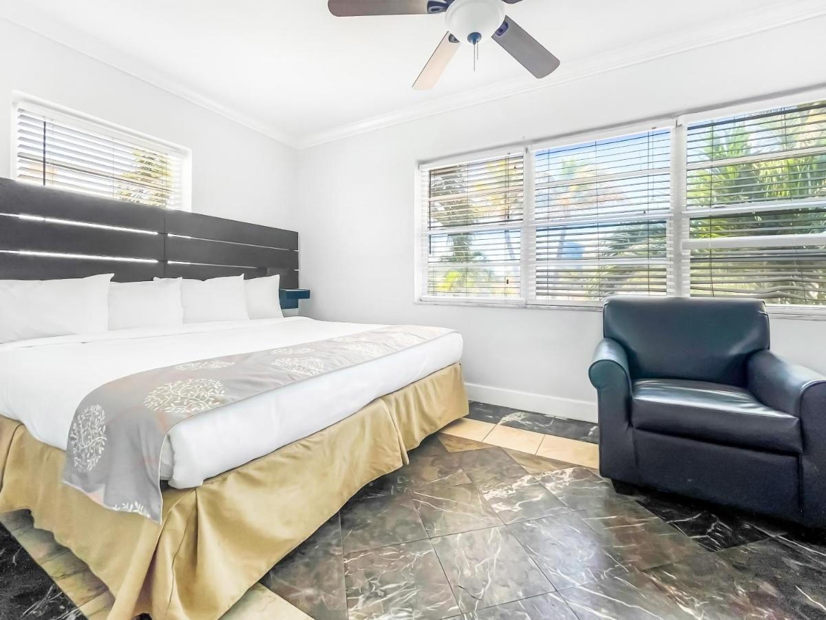 Hotel The Blue Wave
