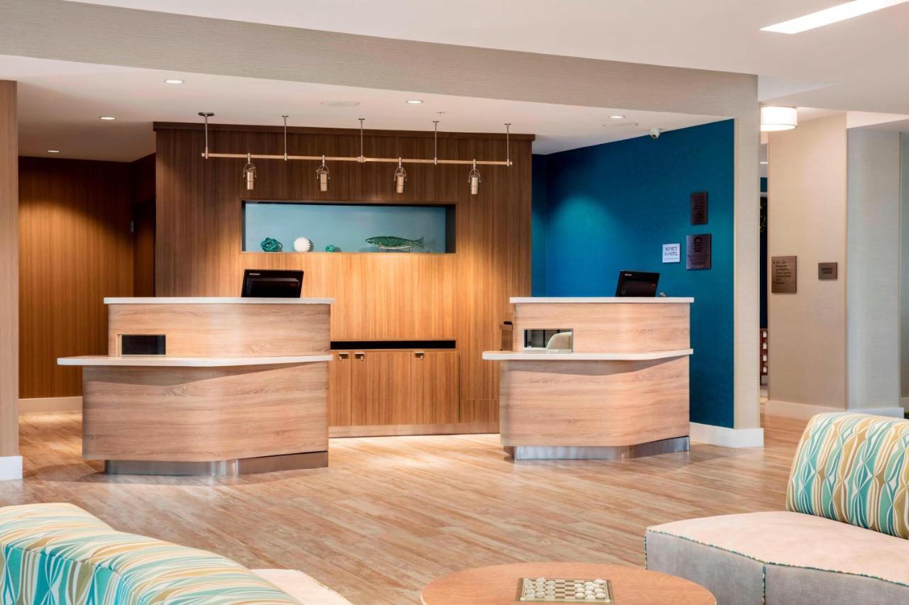 Courtyard By Marriott Faro Blanco Hotel 3*