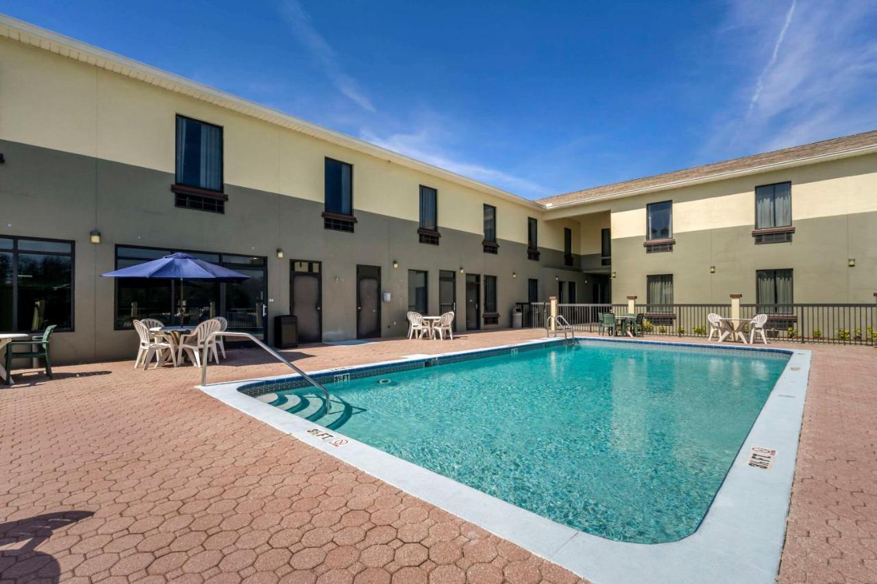 Inn Rodeway Wesley Chapel