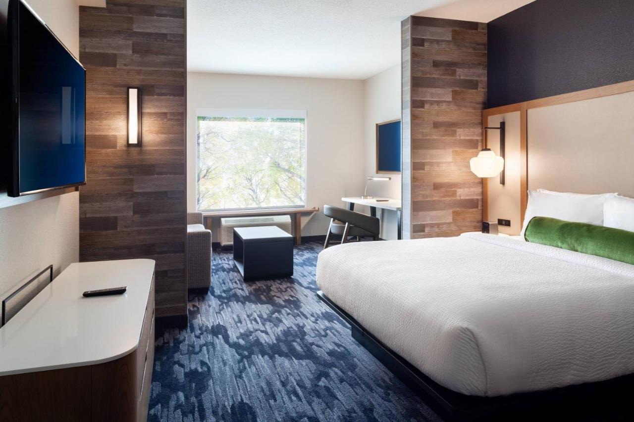Fairfield & By Marriott Wellington-west Palm Wellington