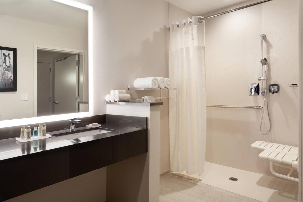 Hotel Fairfield & By Marriott Wellington-west Palm Wellington