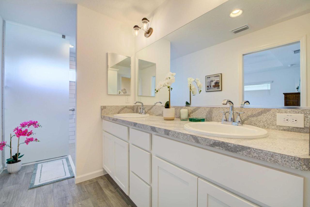 The Villages With Lanai - Near Golf And Shopping! Holiday home