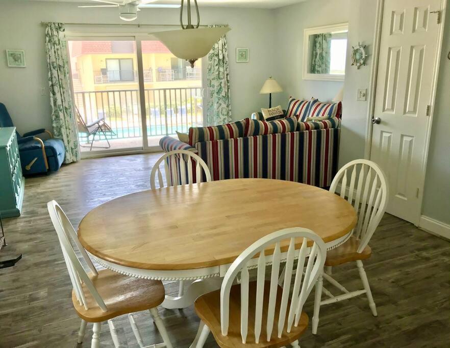 By The Sea! Apartment *