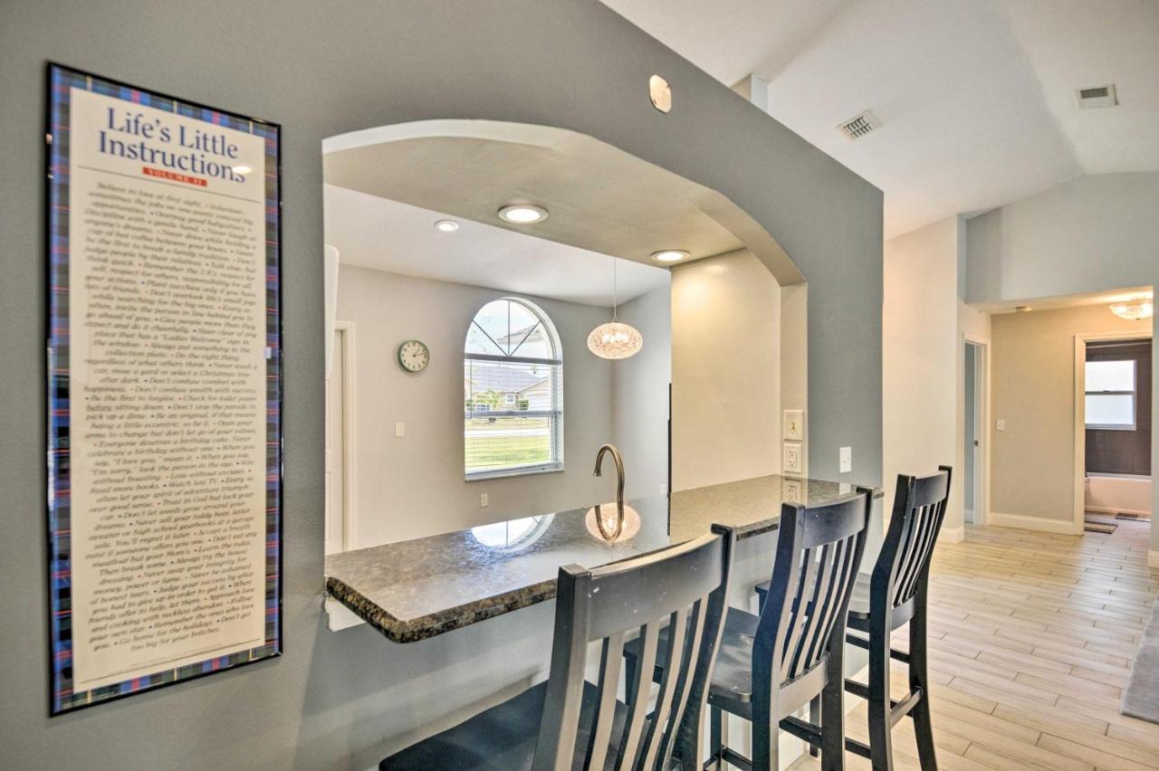 Family With Private Pool And Lanai! Palm Coast