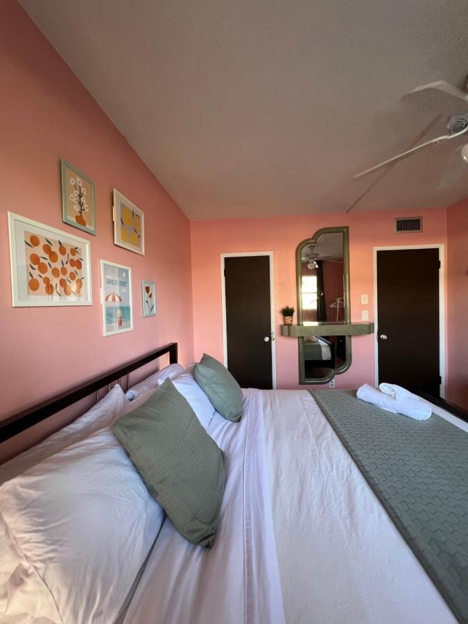 Great Location 2 Min Walk From The Beach Apartment