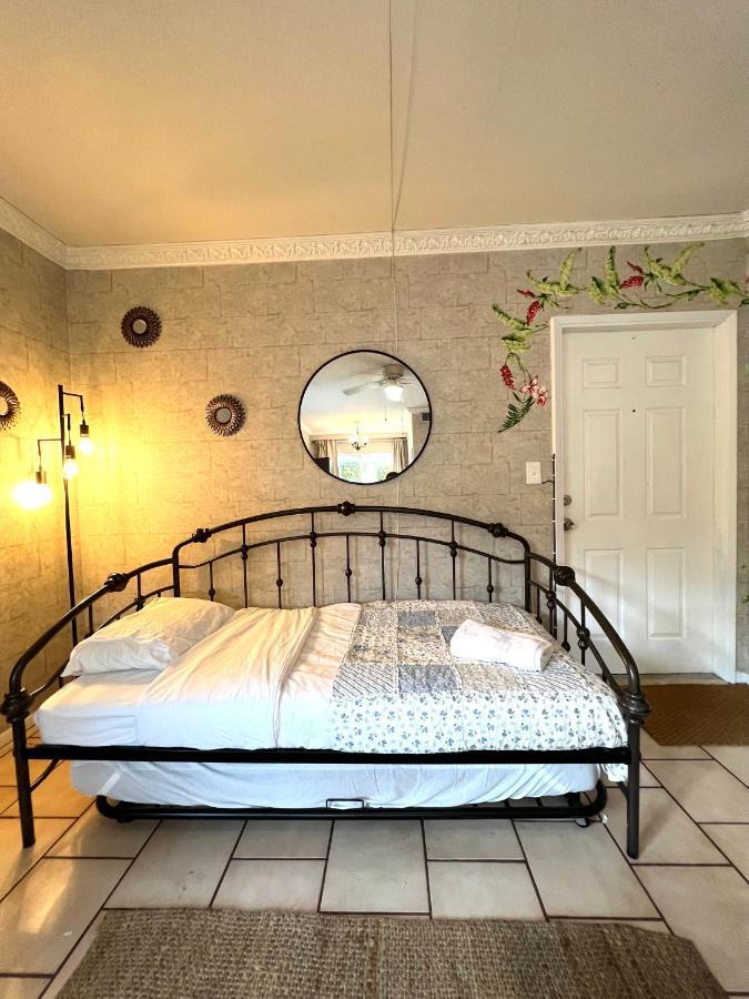 Apartment Great Location 2 Min Walk From The Beach Fort Lauderdale