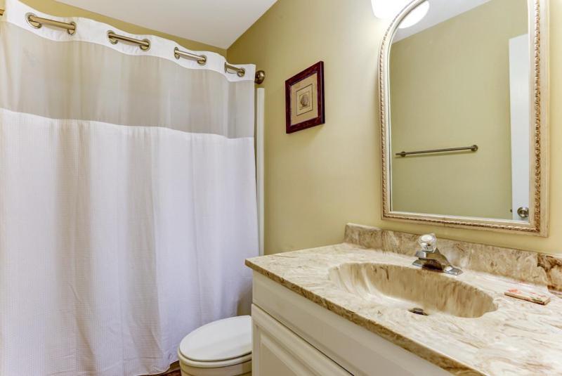 8a Amelia Landings Apartment *