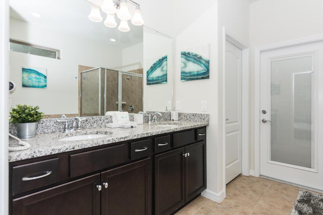 Holiday home Luxury 7br 6ba Private Pool And Bbq Only13min To 4788 Sqft Kissimmee