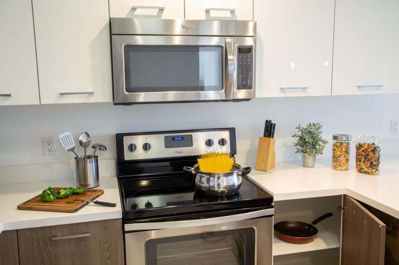 Moderno Residences By Bay Breeze Bay Harbor Islands