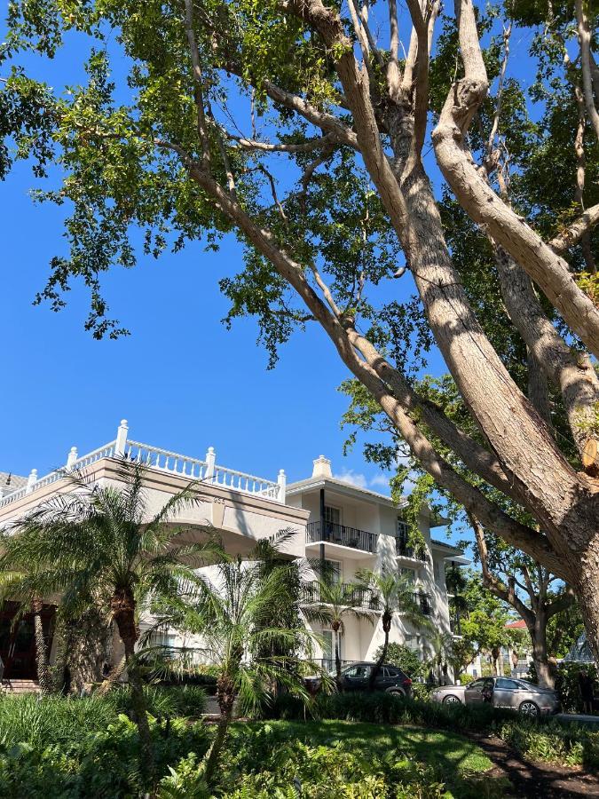 Hotel The Capri Naples