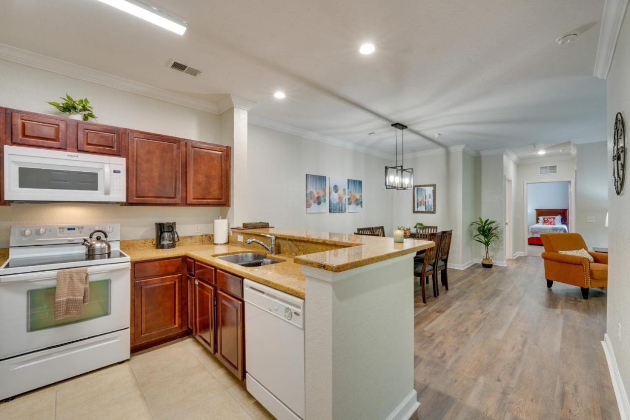 Tuscana Balcony, Pool, Near Disney! Apartment *