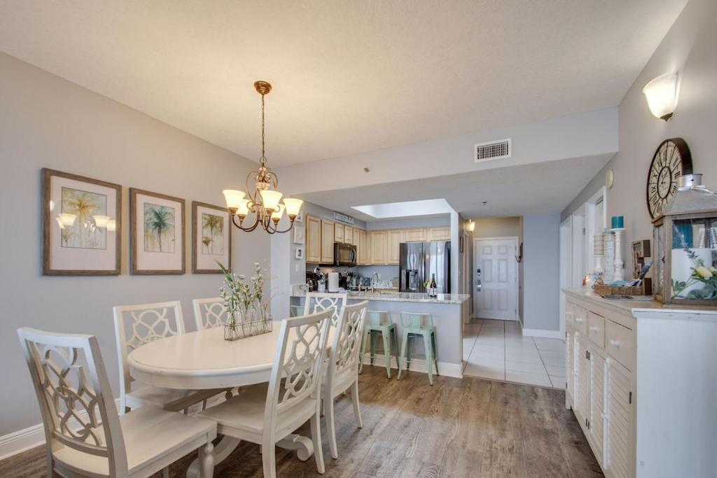 Blessings, Beach, Bay View Apartment