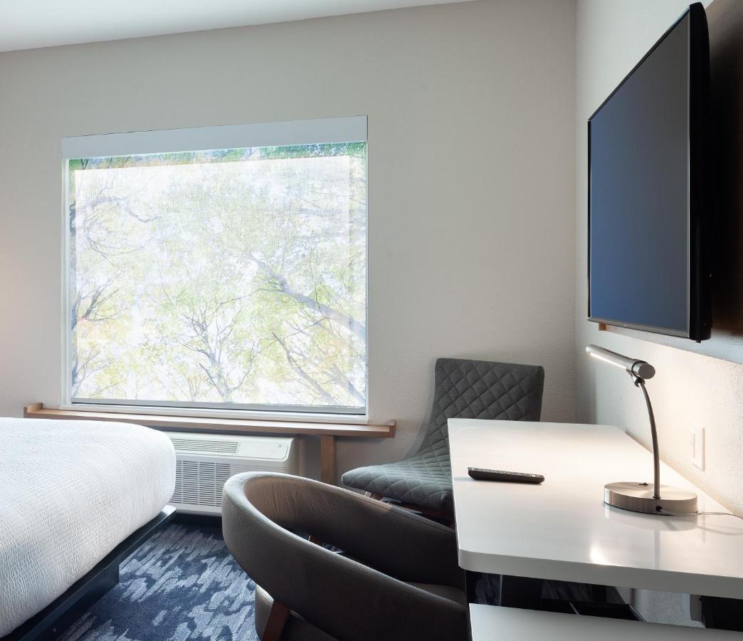 Fairfield & By Marriott Wellington-west Palm 3* Wellington