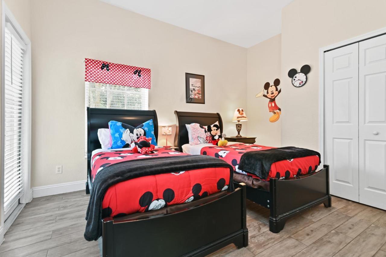 Cristina's Tropical Villa/ Just Minutes From Disney! Apartment Kissimmee