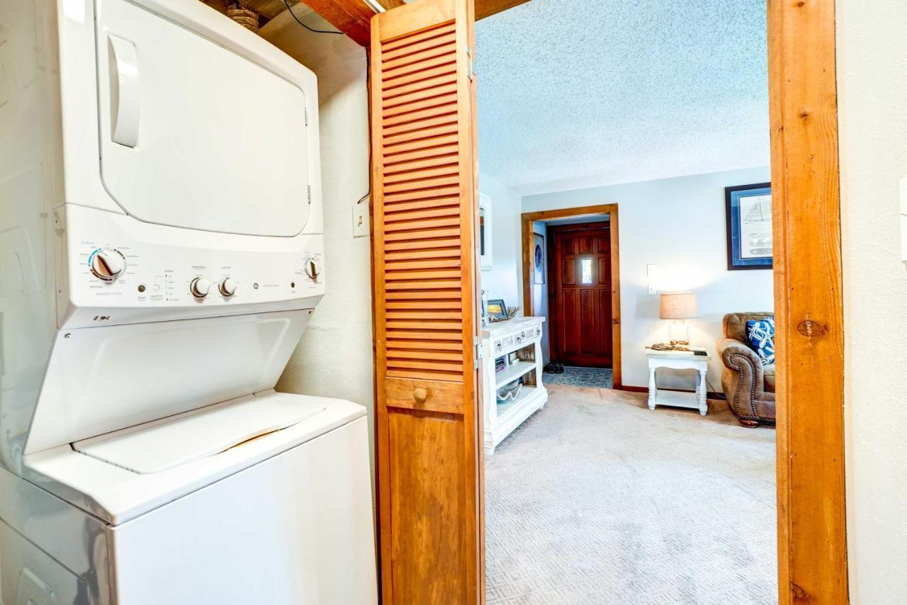 Indian Rocks Cottage, Walk To Beach! Holiday home Clearwater Beach