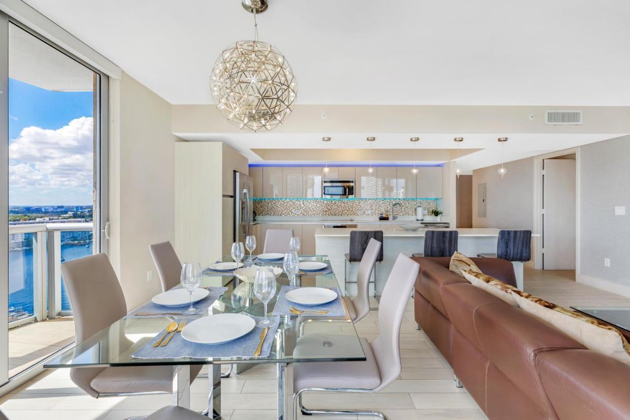 Beachwalk #2301 - Modern 3bdr And 3ba - Balcony, Gym, Amazing Pool Hallandale Beach