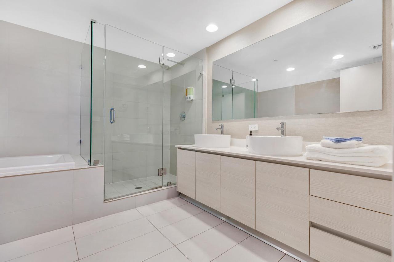 Apartment Beachwalk #2301 - Modern 3bdr And 3ba - Balcony, Gym, Amazing Pool *