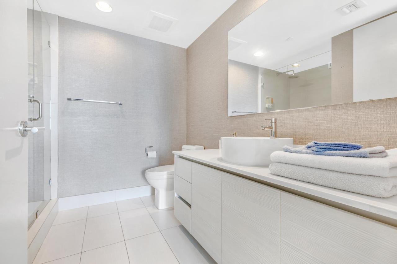 Apartment Beachwalk #2301 - Modern 3bdr And 3ba - Balcony, Gym, Amazing Pool Hallandale Beach