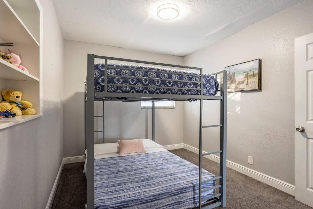 Entirehouse W/bush Garden View_private Heated Pool * Tampa