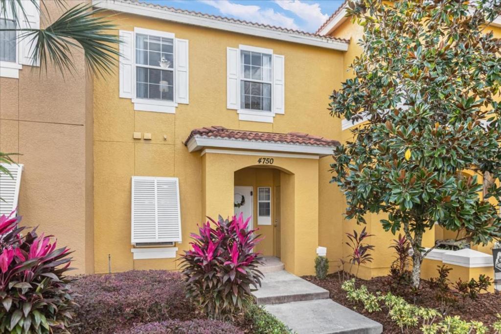 3 Bedroom- 3 Bathroom Terra 4750 Vb *