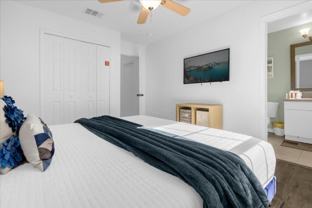 3 Bedroom- 3 Bathroom Terra 4750 Vb