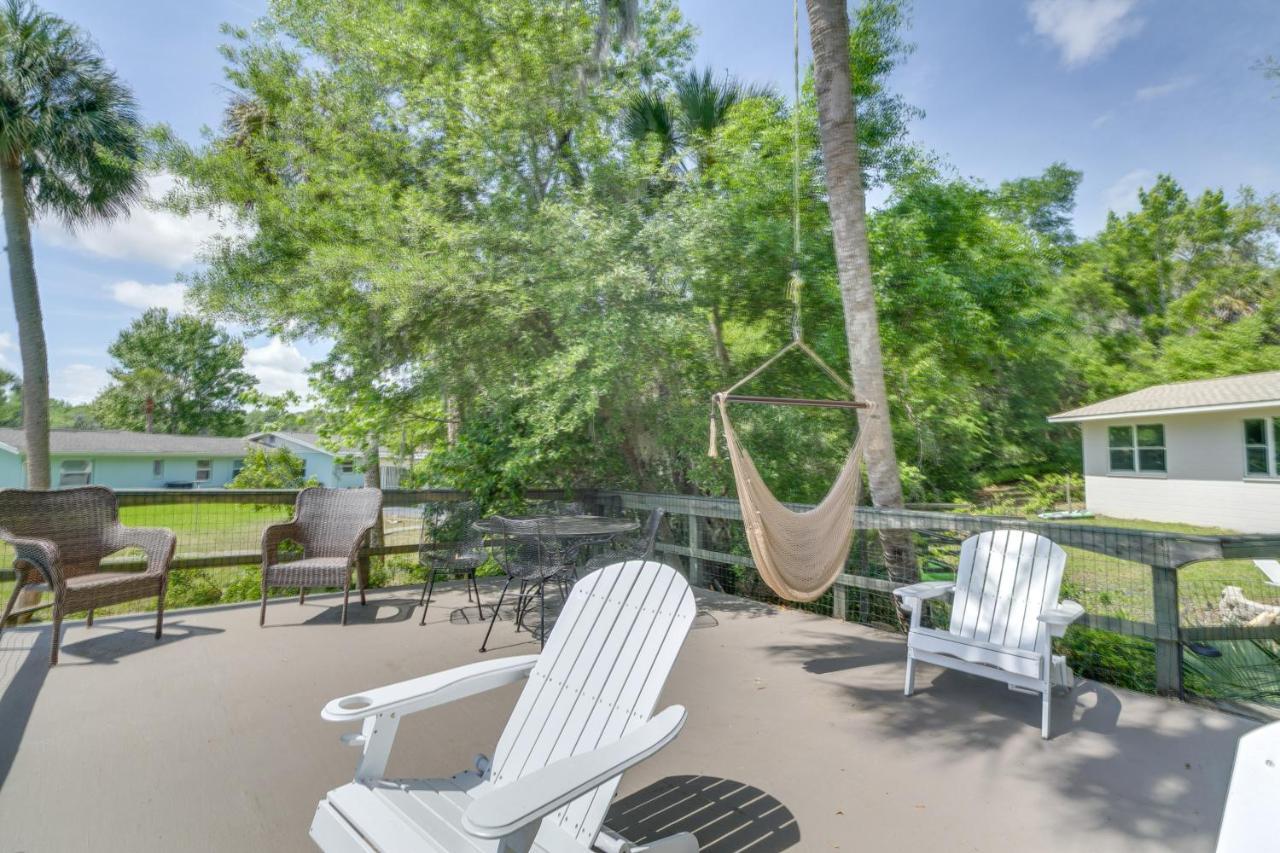 Riverfront With Dock And Kayaks! Dunnellon