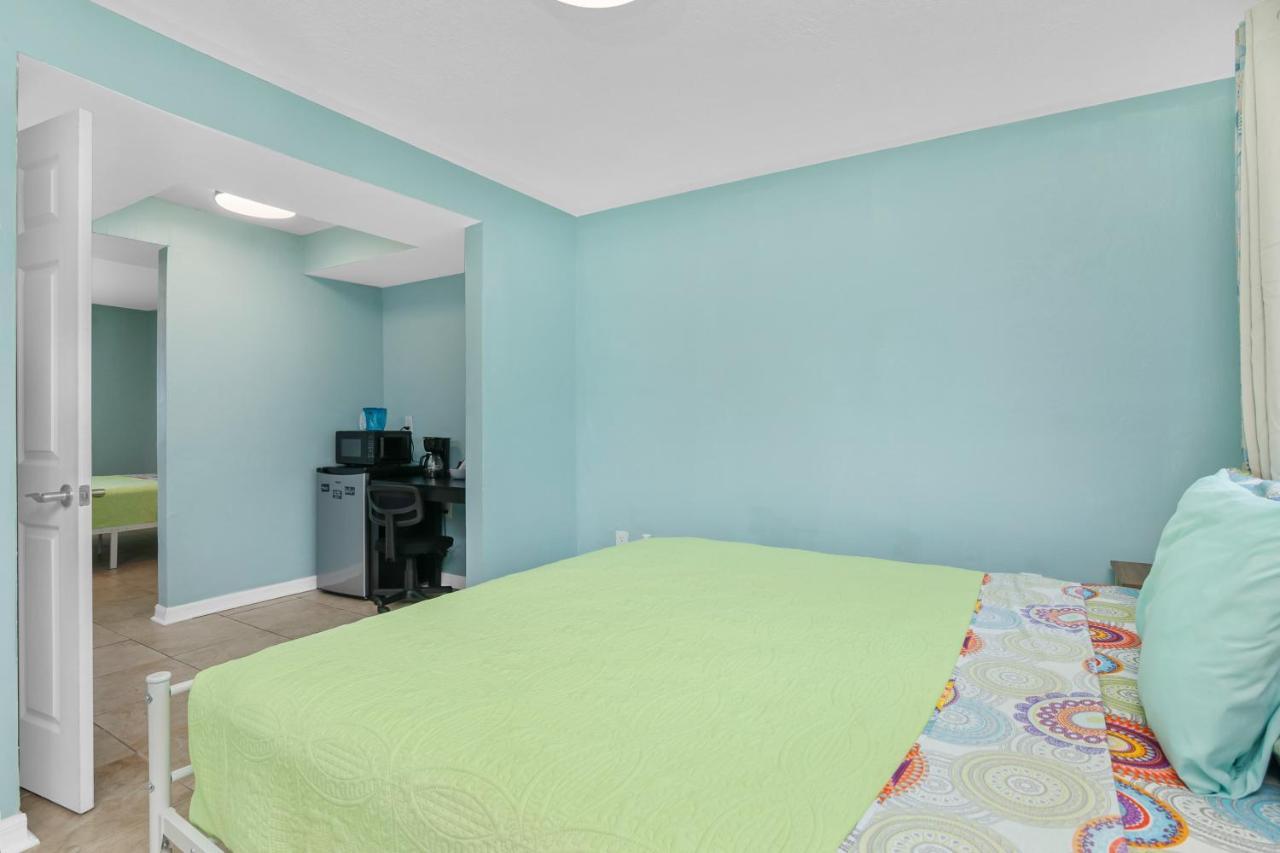Latitude 26 Waterfront And Marina Fort Myers Beach