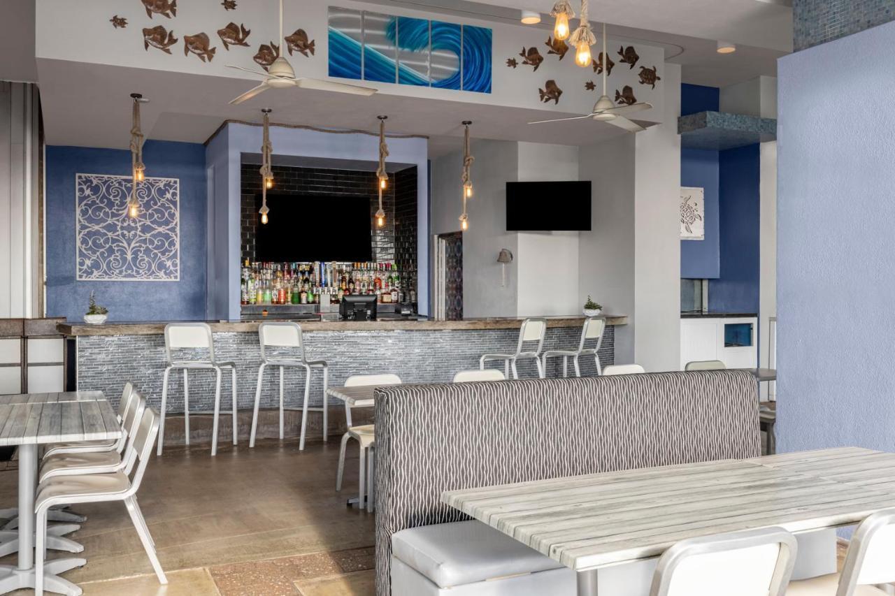 Hotel Marriott's Oceana Palms