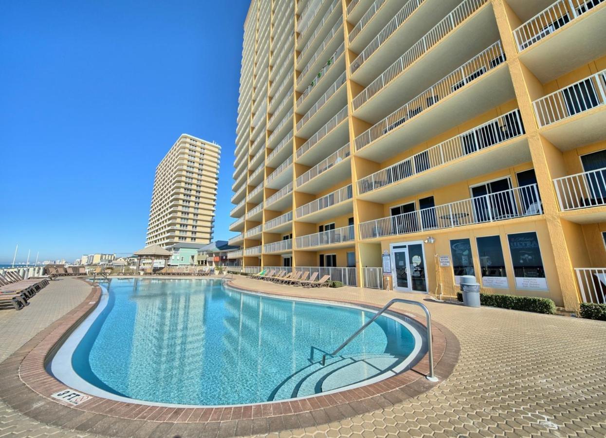 Aparthotel Treasure Island 2102 Front *