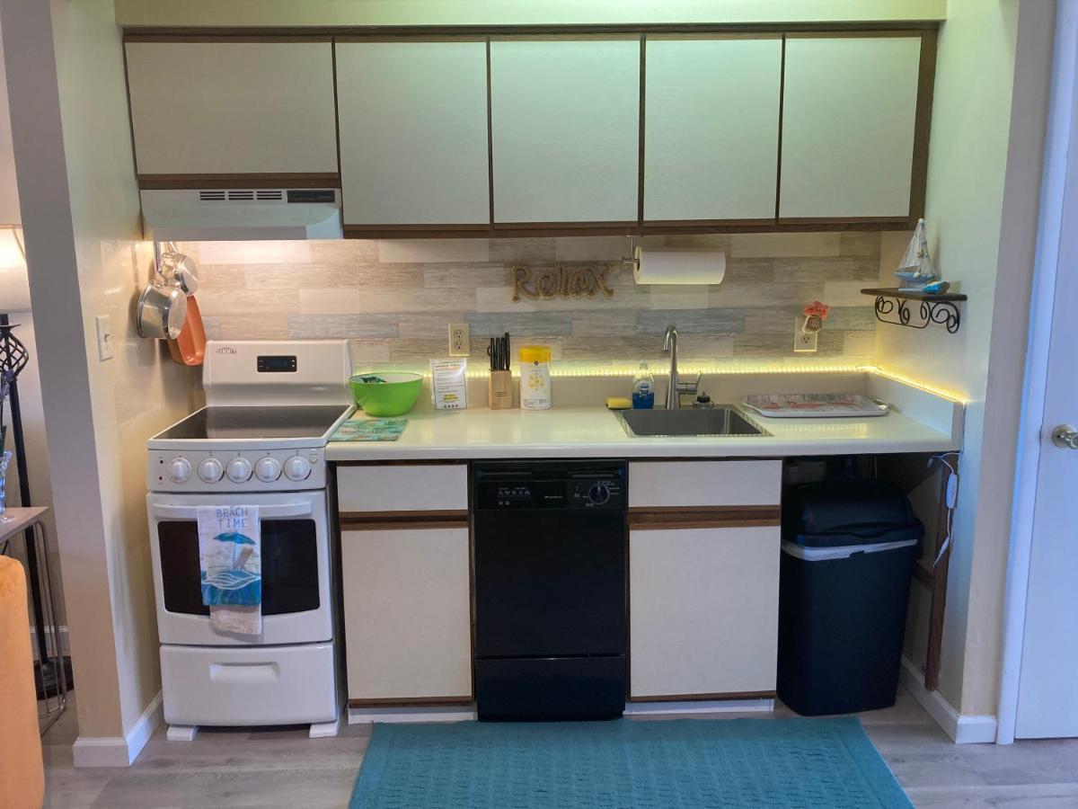 Beautiful! Sunset Harbor For 2-top Floor 1-309, Apartment