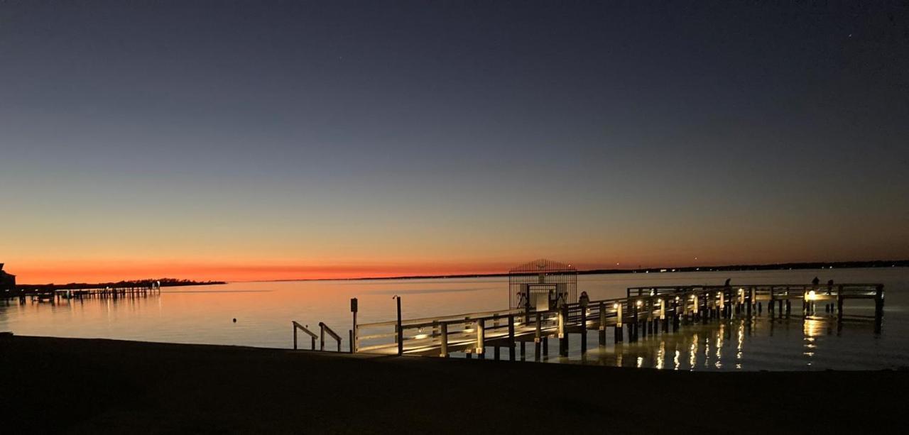 Romantic For 2-sunset Harbor Palms 1-205, Pool, Fishing Pier Navarre