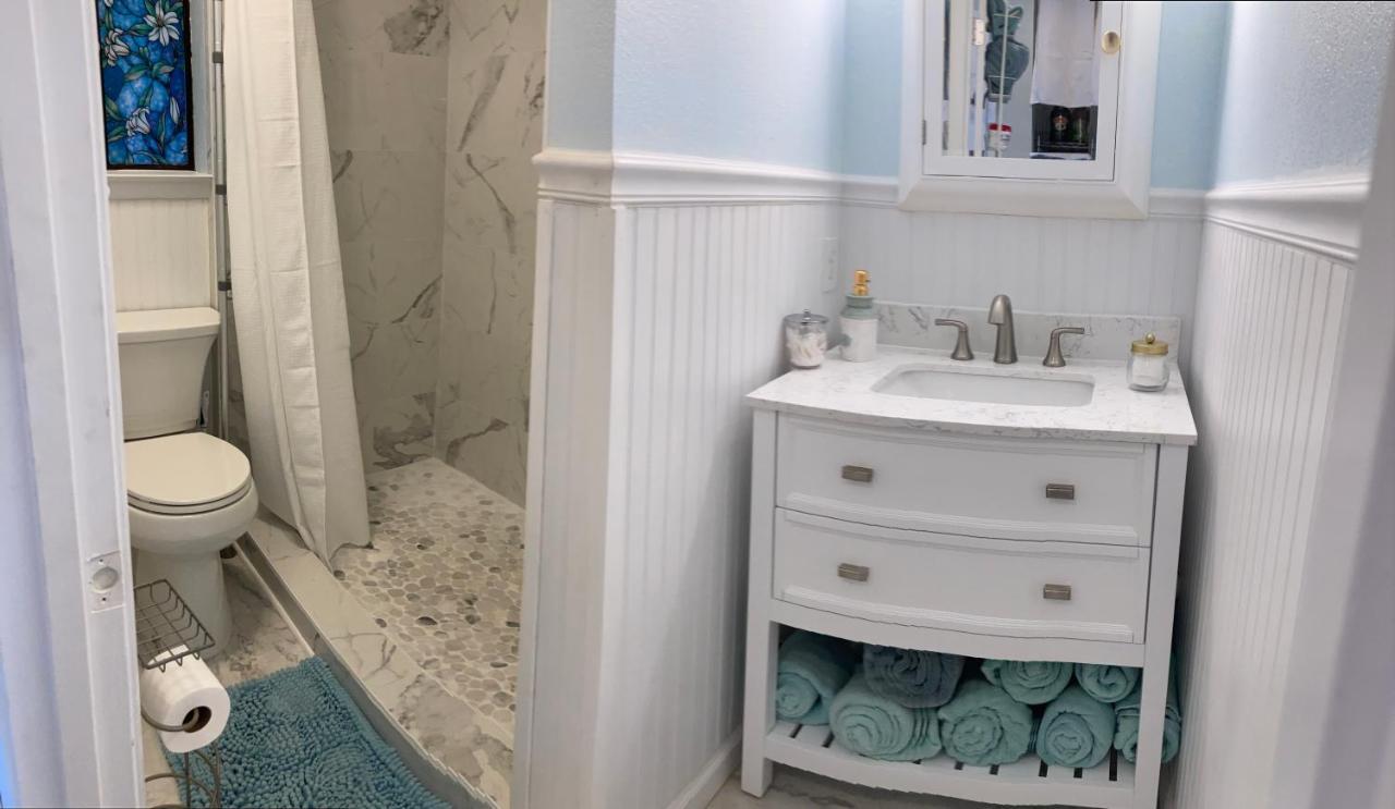 Romantic For 2-sunset Harbor Palms 1-205, Pool, Fishing Pier Apartment *