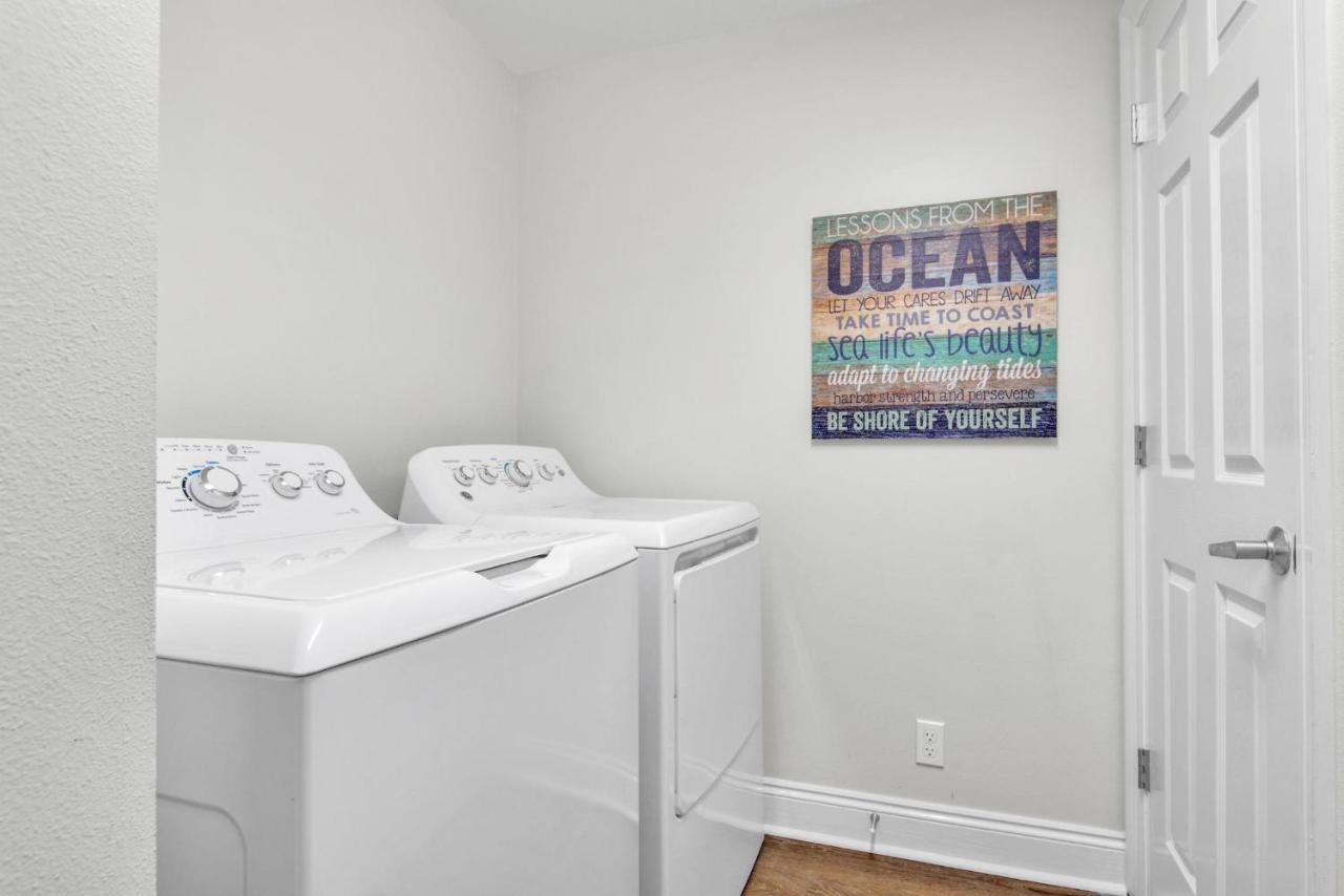 Apartment Calypso 2-1502 West *