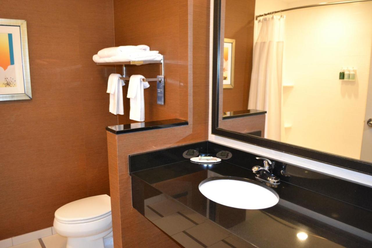Hotel Fairfield & By Marriott Walton Beach-west Destin 3*