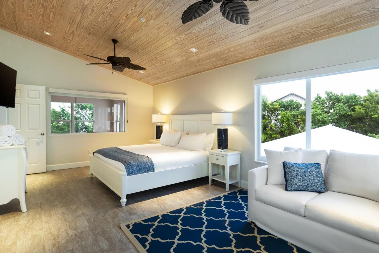 Dolphin Point Resort 3*