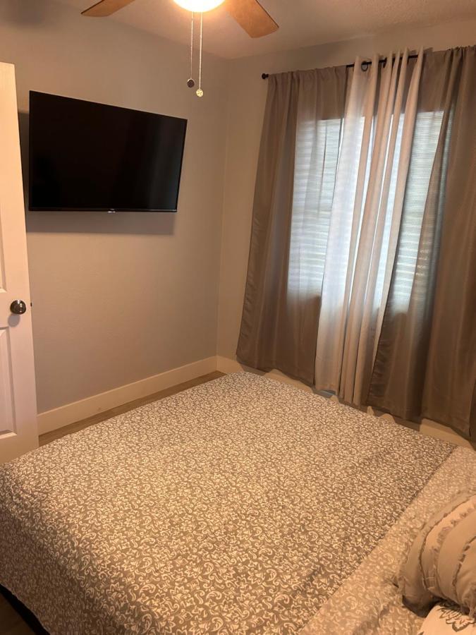 Apartment House With A View Of Hard Rock Tampa