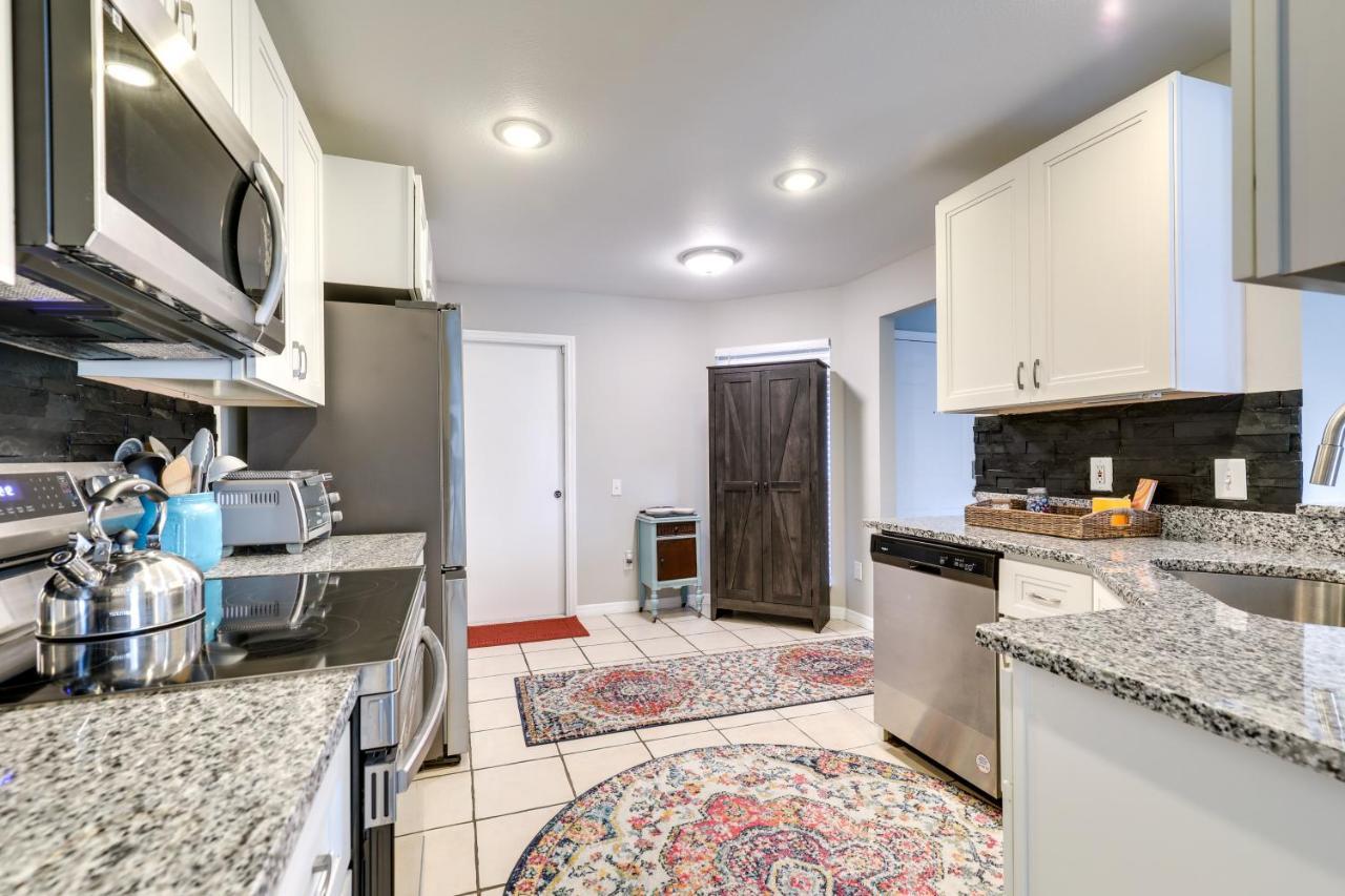 Apollo Vacation With Private Pool! Holiday home Apollo Beach