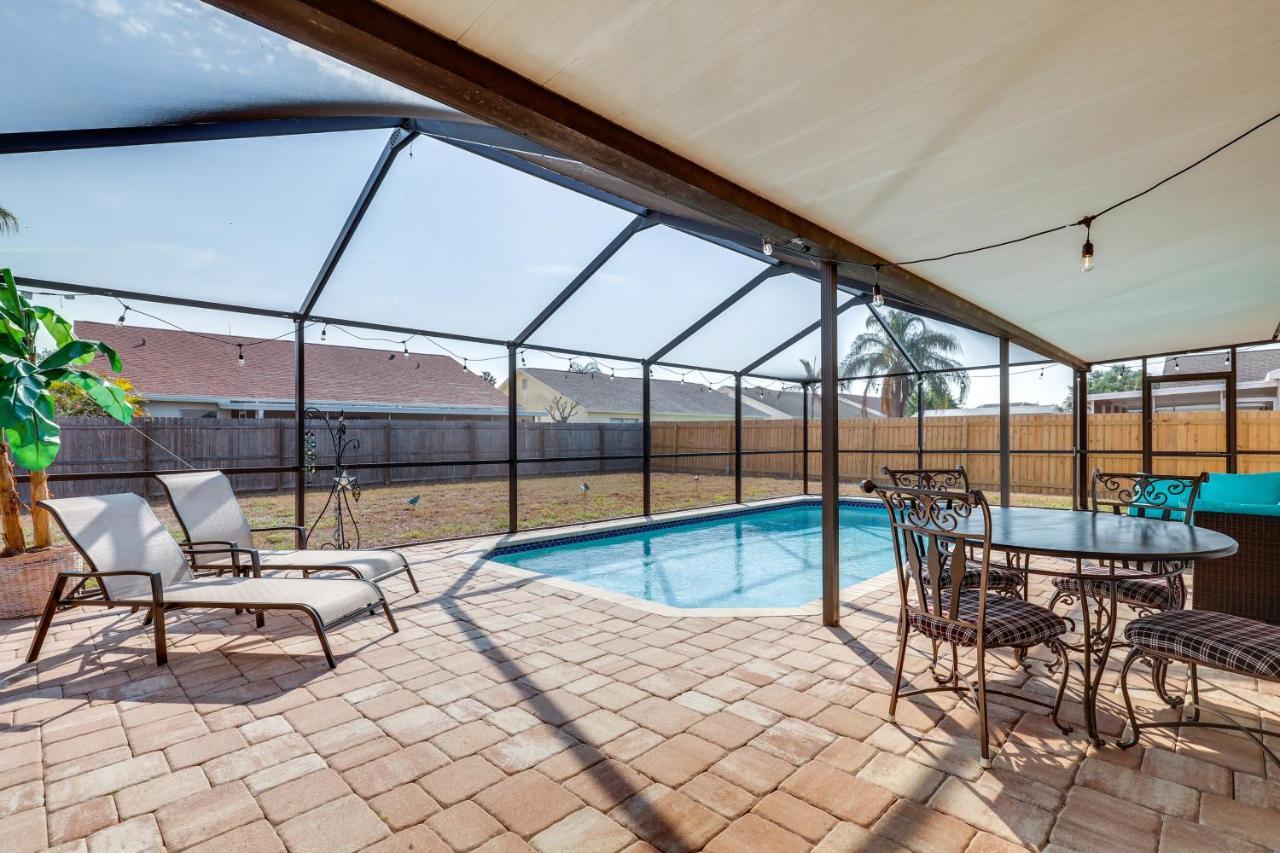 Apollo Vacation With Private Pool! Holiday home Apollo Beach