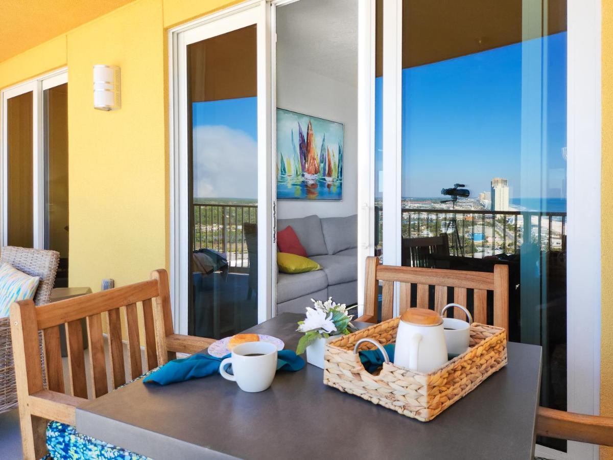 Calypso And Towers #1806-3 By Book That Holiday home