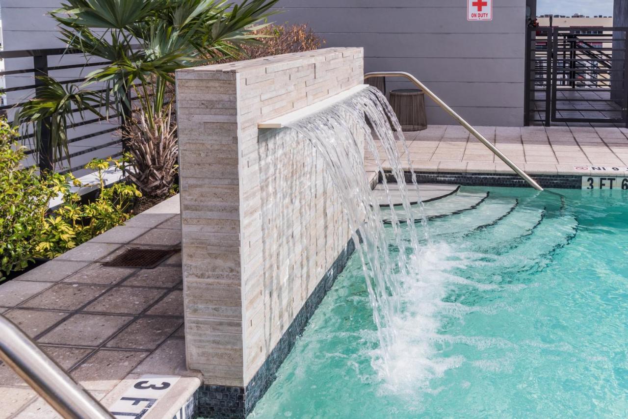 Moderno Residences By Bay Breeze *