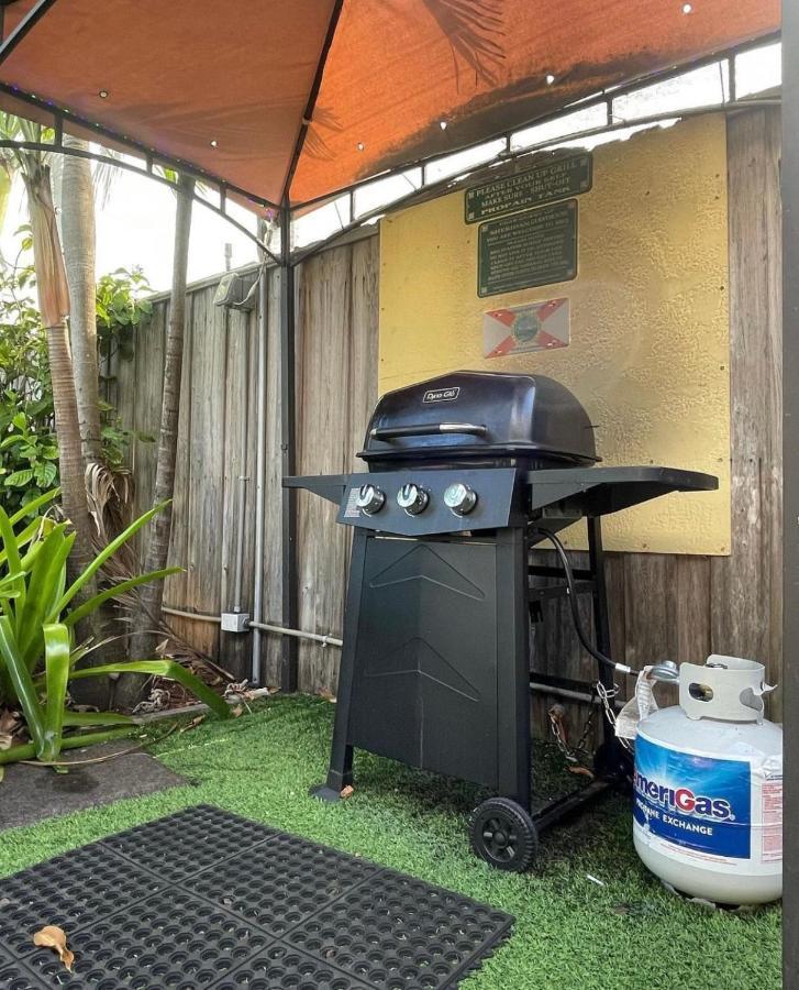 Sheridan Hostel Dania Beach