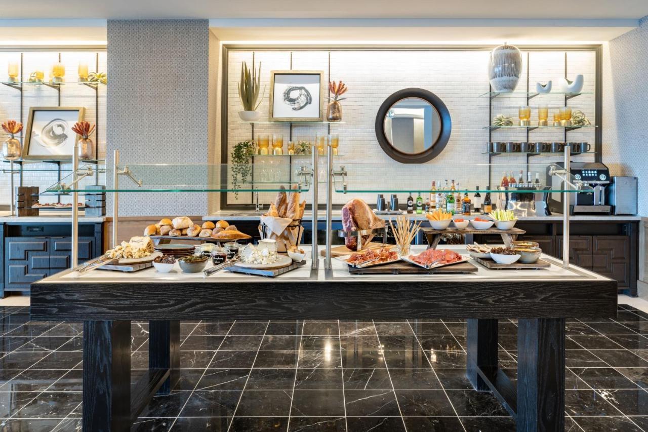 Jw Marriott Water Street Tampa