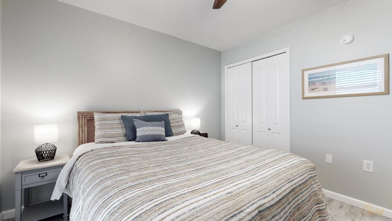 Beachfront - Renovated - Gulf View Bedroom - Flpcb5 * Panama City Beach