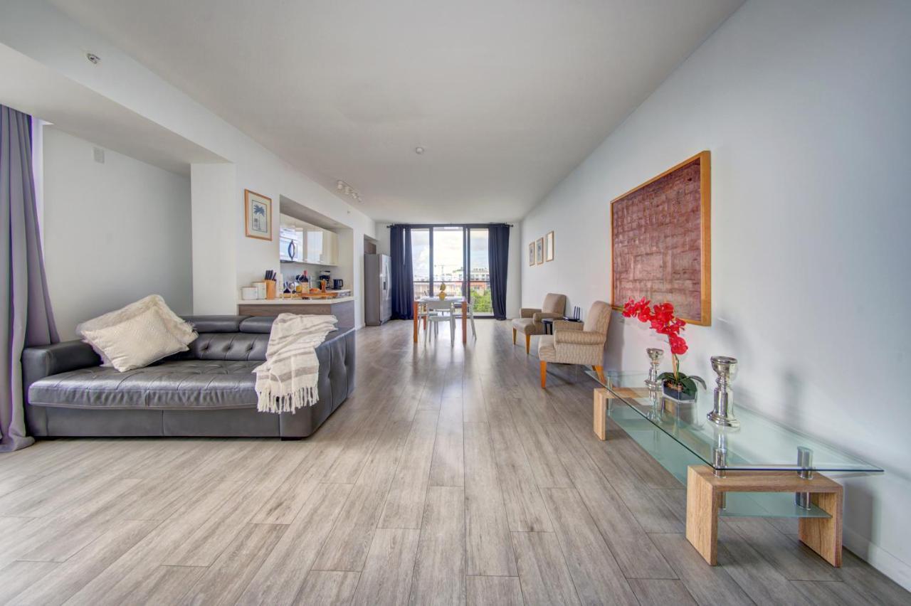 Apartment Moderno Residences By Bay Breeze